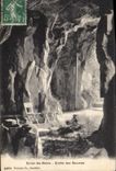 CPA Evian les Bains Grottes des Sources 