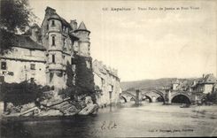 CPA Espalion Vieux Palais de Justice et Pont Vieux 