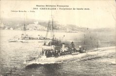 CPA Bateau de GuerreMarine Militaire Francaise Chevalier Torpilleur de haute mer 