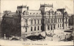 CPA Lyon La Prefecture 