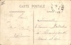 CPA Folklore Petite bretonne en priere Bretagne 