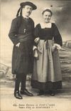 CPA Folklore Jeune homme de Pont l'Abbe Jeune fille de Rosporden 