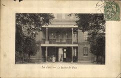 CPA La Fere La Justice de Paix 