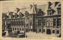 CPA Grenoble Le Palais de Justice et la Statue de Bayard 