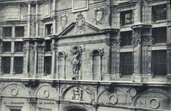 CPA Grenoble Palais de Justice Partie principale de la facade style Francois Ier 