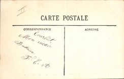 CPA Bateau de Guerre Courbet Cuirasse a turbines de 23500 tonnes Marine Militaire Francaise 