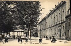 CPA Moulins Cours de Russie la Prefecture 