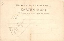 CPA Folklore Jeune fille des environs de Douarnenez Costume de fete 