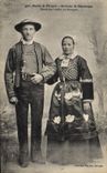 CPA Folklore Maries de Ploare Environs de Douarnenez Etude des Coiffes de Bretagne Mariage