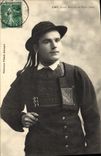 CPA Folklore Jeune homme de Pont l'Abbe 