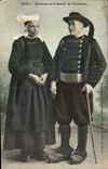 CPA Folklore Homme et femme de Gouezec 