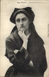 CPA Folklore  Pensive Jeune Fille de l'Ile de Sein 