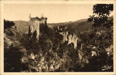 CPA Gorges de la Maronne Environs d'Argentat et de St Privat Ruines de Merle sur la Maronne Cite sei