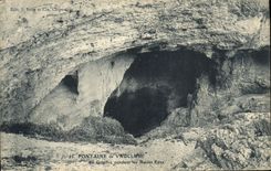 CPA Fontaine de Vaucluse Le Gouffre pendant les Basses Eaux 