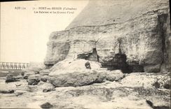 CPA Port en Bessin (Cavados) Les Falaises et les Grottes d'aval 