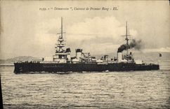 CPA Bateau de guerre Democratie Cuirasse de premier Rang 