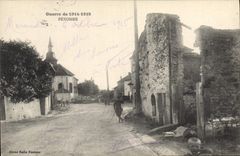 CPA Militaria Guerre Europeenne 1914 1915 Le crime de Reims Rue St Symphorien 