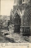 CPA Militaria Reims Portail de la cathedrale apres le bombardement 