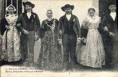 CPA Folklore Environs d'Auray Noce bretonne Maries demoiselles et garcons d'honneur Mariage