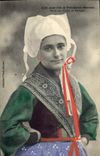 CPA Folklore jeune fille de Plougastel Daoulas etude des Coiffes de bretagne 