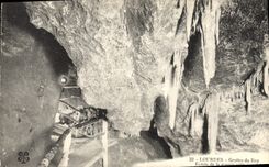 CPA Lourdes Grottes du Roy Entree de la grande salle