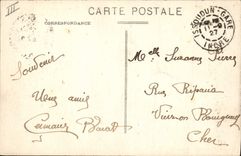 CPA Issoudun Le Palais de Justice et la Fontaine Monumentale 