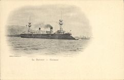 CPA Bateau de guerre Le Davout Croiseur