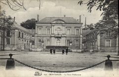 CPA Montargis La Sous Prefecture 