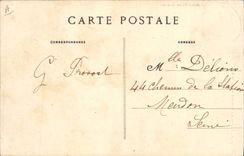 CPA Folklore Fillette des environs de Quimper 