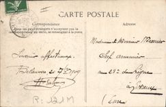 CPA Folklore Auvergne La bourree