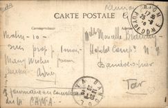 CPA Folklore Auvergne L'arrivee des invites Cheval