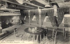 CPA Folklore Auvergne Interieur d'une maison Auvergnate