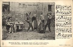 CPA Folklore Auvergne La bourree