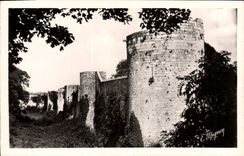 CPA Chateau Provins Ville haute La tour aux engins Les remparts