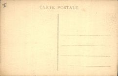 CPA Grotte Grottes Aven Armand Louis Armand devant la colonne ecorbeillee
