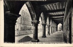 CPA Laon Colonnade du Palais de justice 