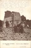 CPA Militaria Sur les ruines d'Ippecourt