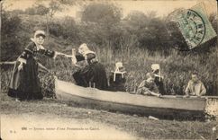 CPA Folklore Joyeux retour d'une promenade en Canot