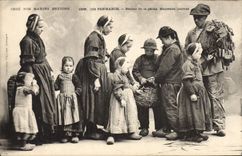 CPA Folklore Penmarch Retour de la peche Mauvaise journee 