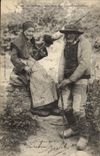 CPA Folklore Le Faouet Bons vieux de la Chapelle Saint Fiacre