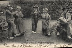 CPA Folklore Bourree d'Auvergne 