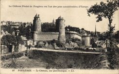 CPA Chateau Vue panoramique Fougeres