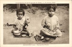 CPA Fantaisie Enfant Poupee Pondichery Inde Deux gentilles filleules