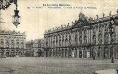 CPA Nancy Place Stanislas L'Hotel de ville et la Prefecture 