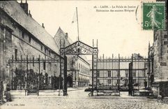 CPA Palais de justice Laon Habitation des anciens eveques
