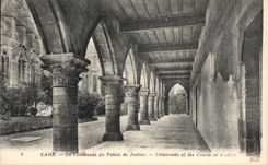 CPA Laon La colonnade du Palais de justice 