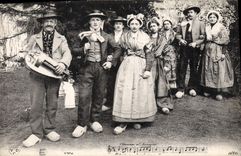 CPA Folklore Auvergne Chanson