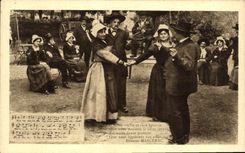 CPA Folklore Auvergne La bourree Le croisement
