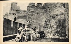 CPA Chateau La Cite de Carcassonne au Moyen Age Les troubadours un trouble fete