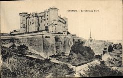 CPA Chateau fort Saumur